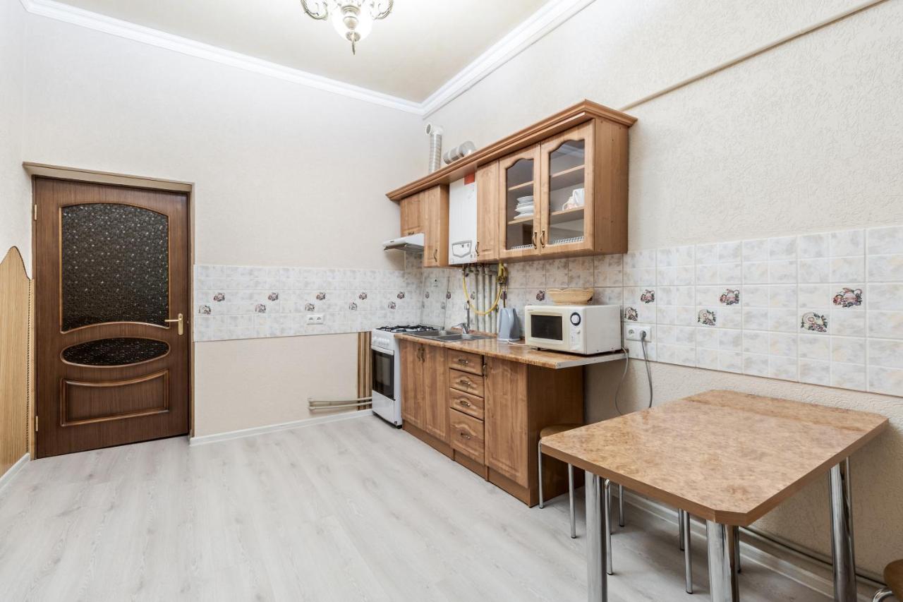 Art Balabana Apartment Lviv Bagian luar foto