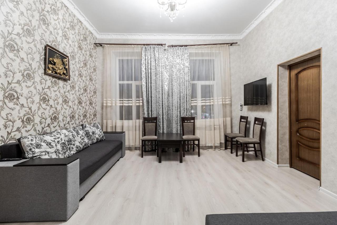 Art Balabana Apartment Lviv Bagian luar foto