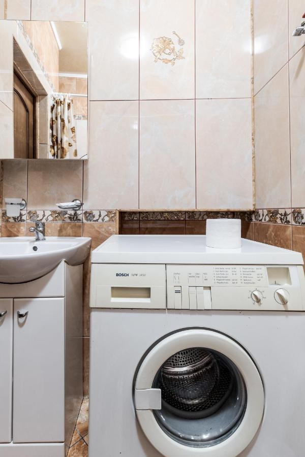 Art Balabana Apartment Lviv Bagian luar foto